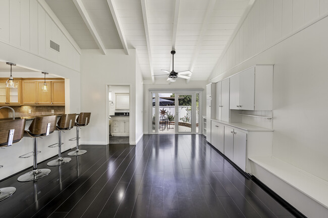 Building Photo - 4906 Fidler Ave