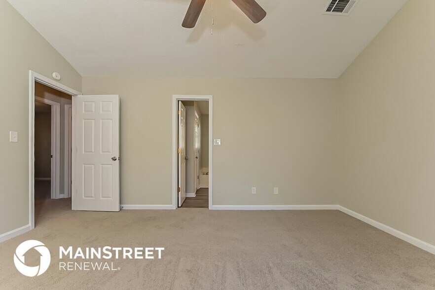 Building Photo - 3447 Oak Leaf Ct