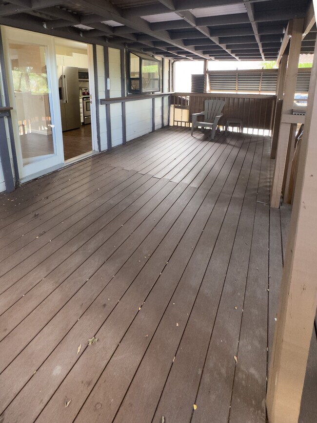 Building Photo - 65 Yank Way