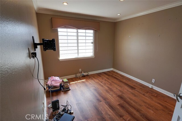 Building Photo - 26135 Frampton Ave