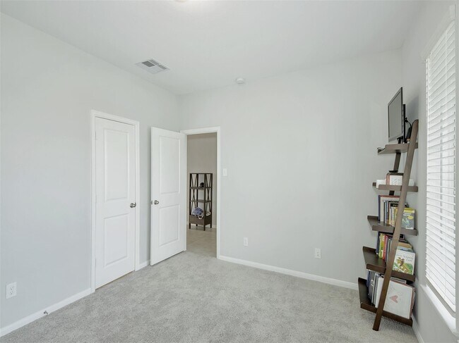 Building Photo - 4506 Painted Bunting Ln