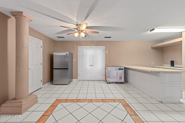 Building Photo - 301 Fairway Blvd