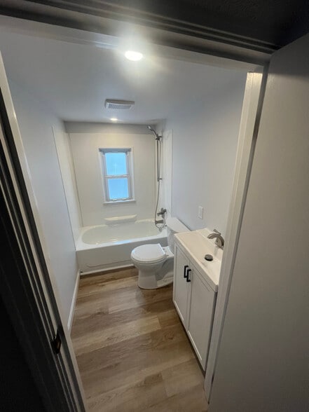 Building Photo - 404 Monongahela Ave