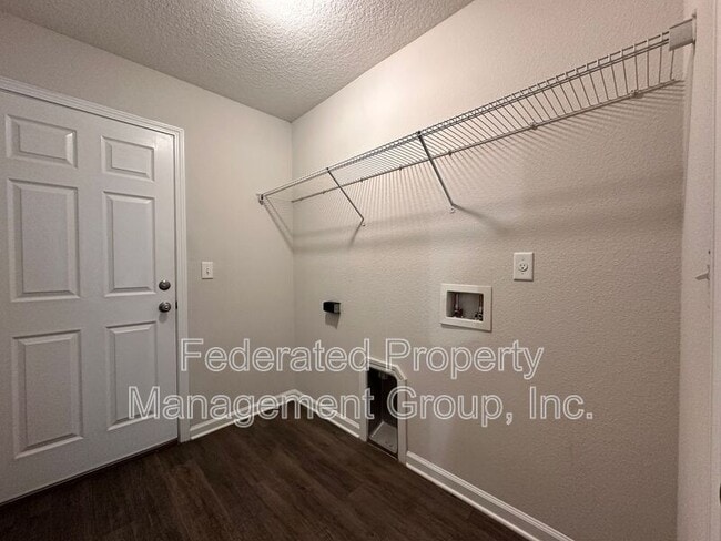 Building Photo - 3460 Belfort Rd