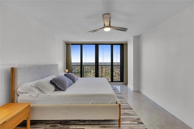 Building Photo - 2201 S Ocean Dr