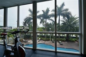 Building Photo - 3500 Coral Wy