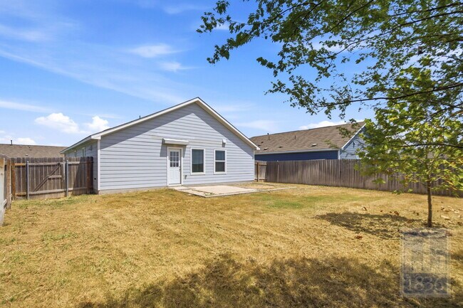 Building Photo - 612 Clear Sky Dr