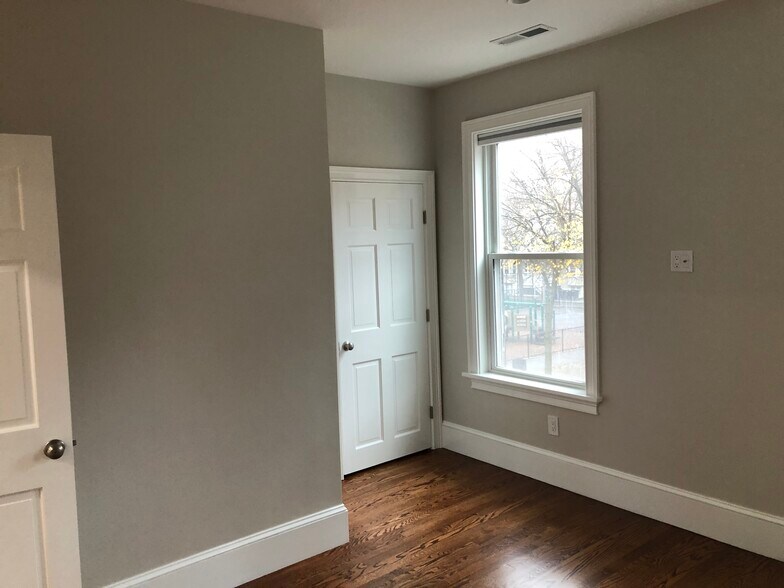 Bedroom - 219 W 3rd St