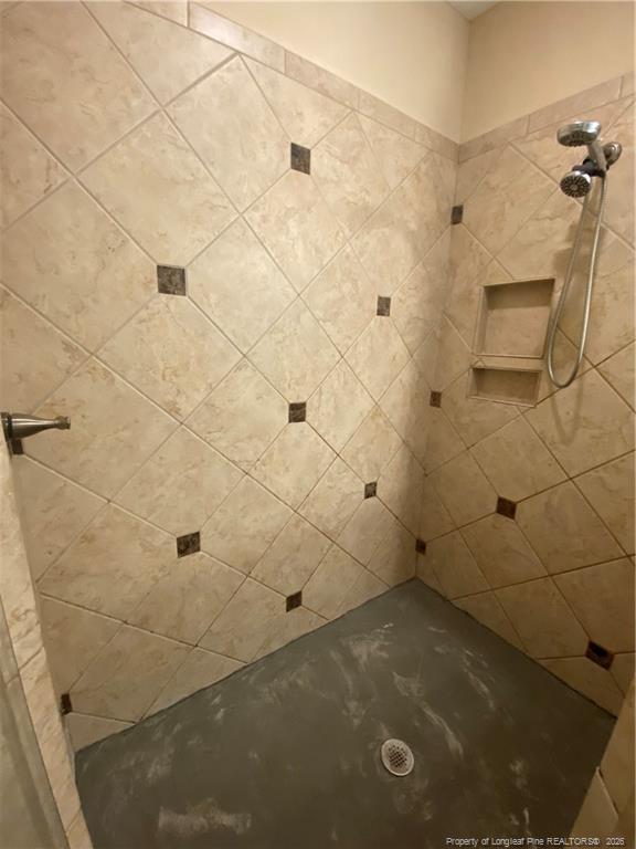 Building Photo - 320 Glenburney Dr