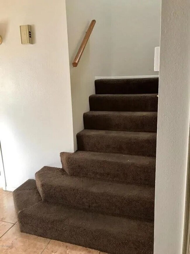 Building Photo - COMING SOON – AFFORDABLE 3 BEDROOM, 2.5 BATH TOWNHOME IN THE HEART OF TEMPE!