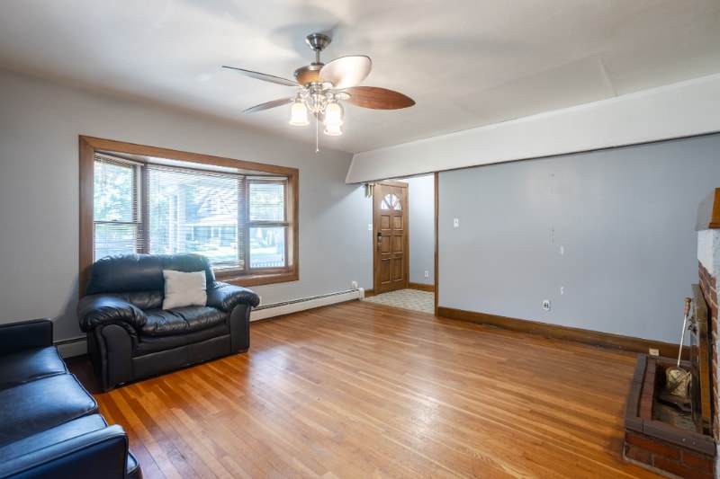 Building Photo - 1120 Williams St