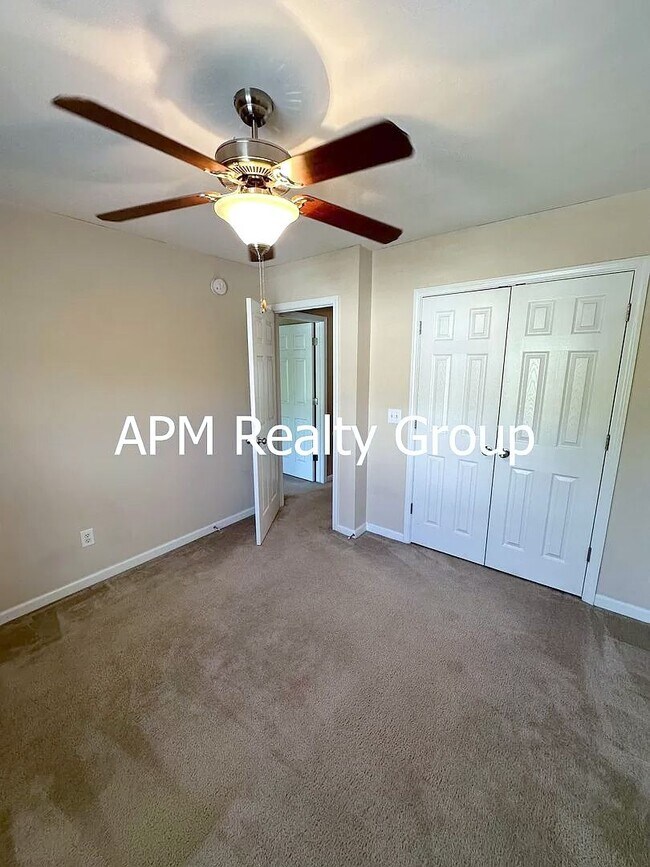 Building Photo - Saluda Springs Townhome