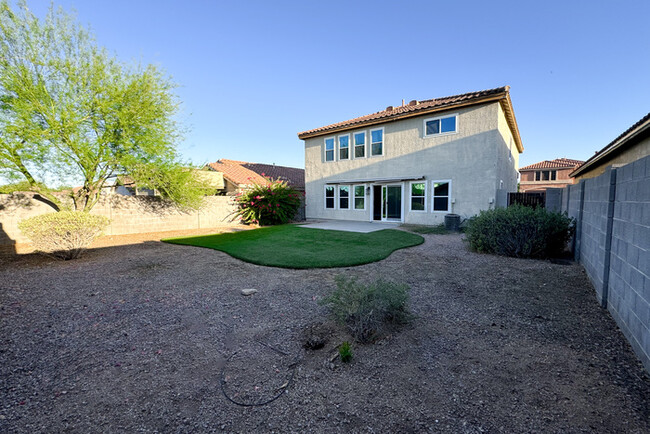 Building Photo - 4Bed/2.5Bath House in Cave Creek! $399 MOV...