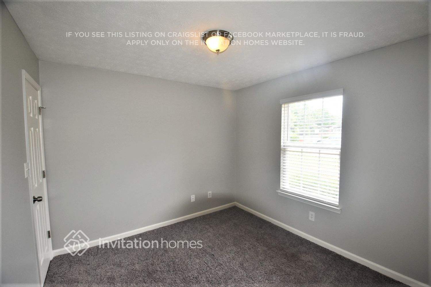 Building Photo - 1720 Courtyard Ln