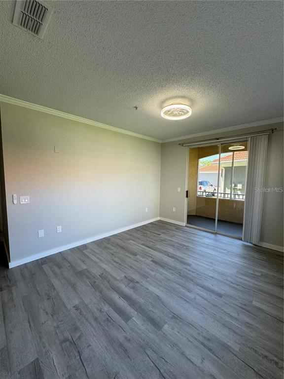 Building Photo - 18001 Richmond Pl Dr