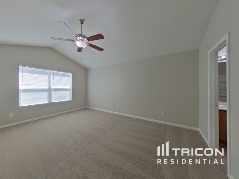 Building Photo - 537 Gentle Breeze Ln