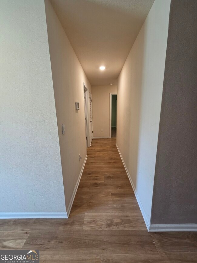 Building Photo - 152 Ashwood Cir