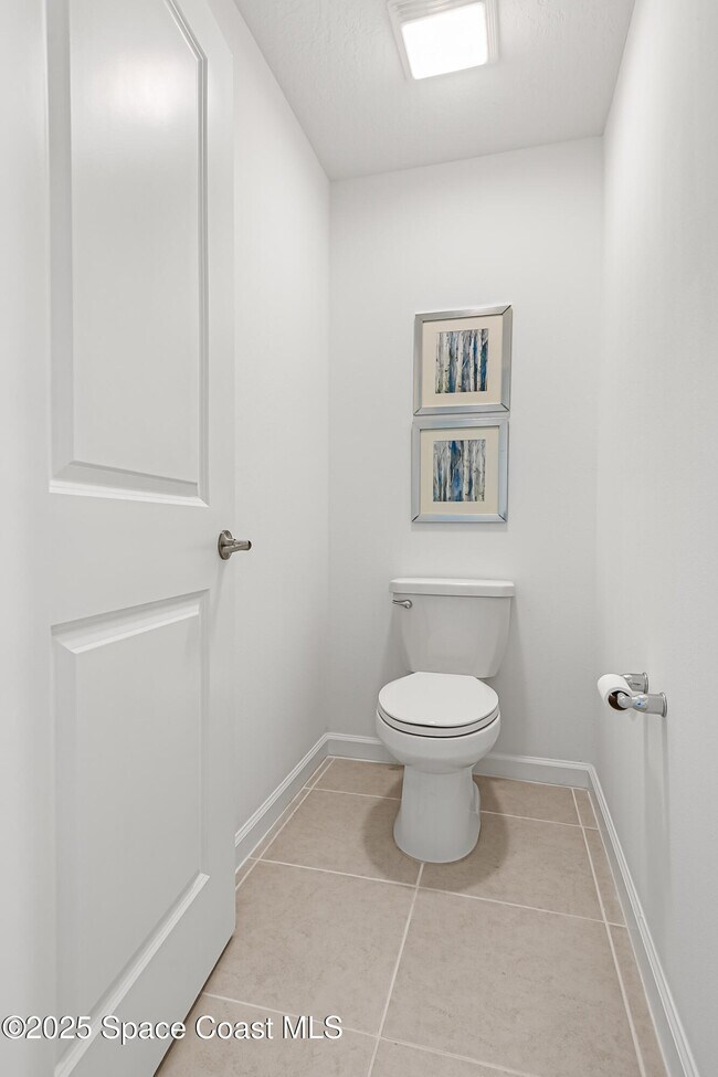 Building Photo - 1377 Colebrook Cir SW