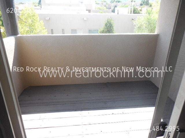 Building Photo - 6204 Sedona Dr NE