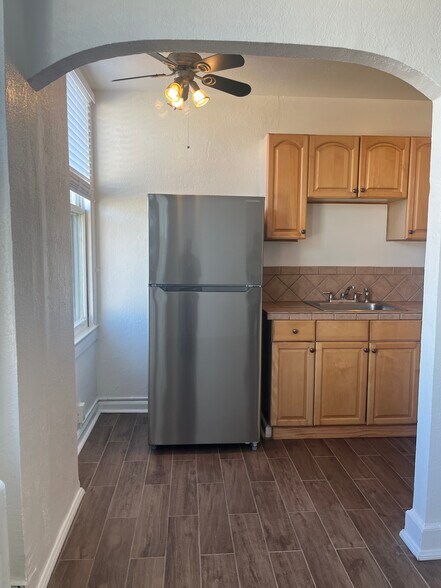 Building Photo - 455 E Ocean Blvd