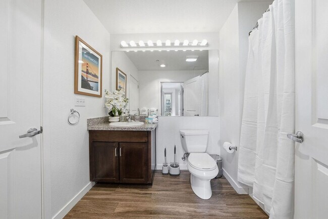 Building Photo - 1201 4th St