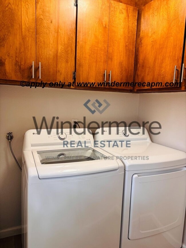 Building Photo - Peaceful Granite Bay Retreat on a Wooded Quarter-Acre Lot!