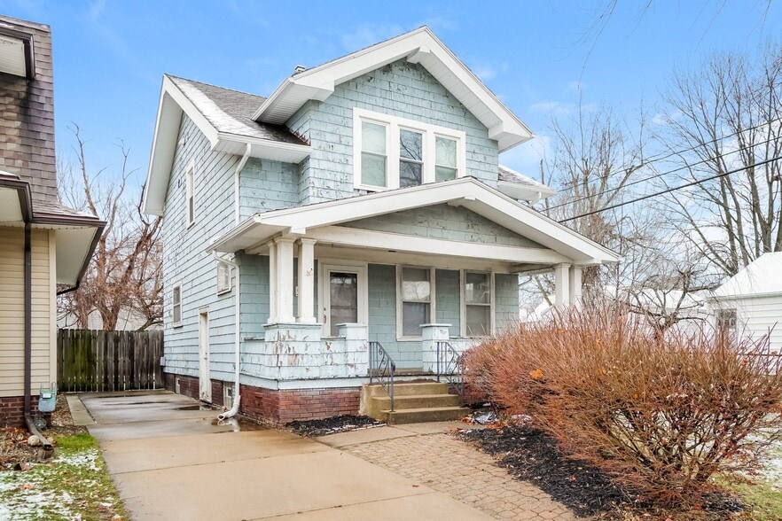 Building Photo - 514 Durango Dr