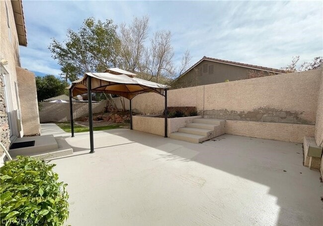 Building Photo - 913 Dancing Rain Ct