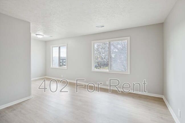 Building Photo - 8005 S 48th Ave