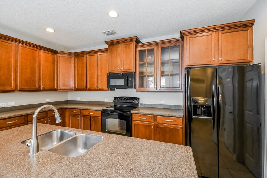 Building Photo - 95517 Sonoma Dr