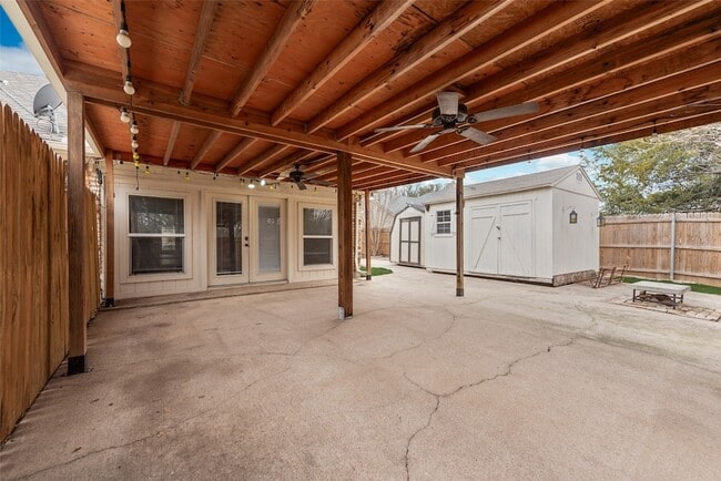 Building Photo - 1817 Crooked Ln