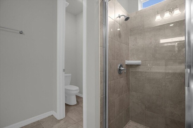 Building Photo - 2124 Live Oak Lake Rd