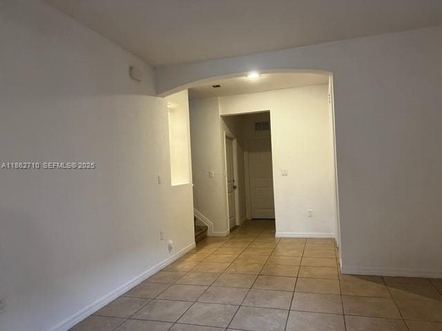 Building Photo - 608 NE 33rd Terrace