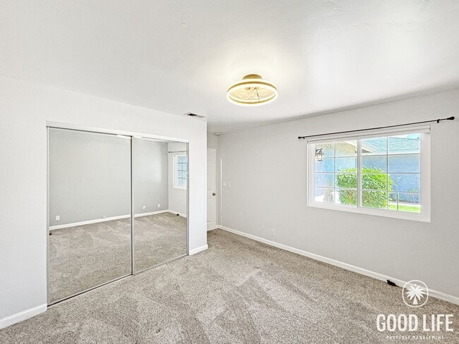 Building Photo - Beautiful 2BD/2BA Condo in El Cajon W/ A/C, W/D, Covered Back Patio, & Community Pool!