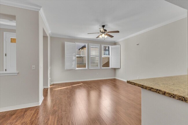 Building Photo - 28687 N Pietro Dr
