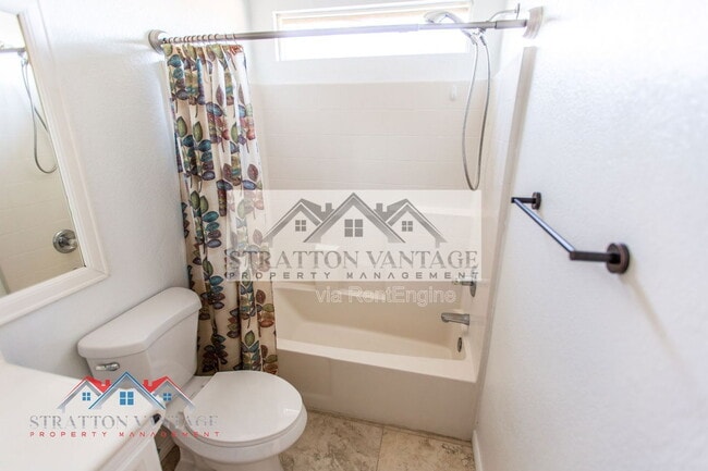 Building Photo - 1576 E Jasper Ct