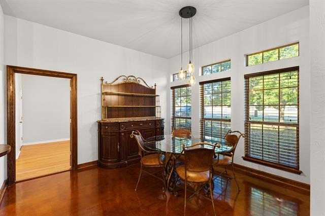 Building Photo - 19 Shady Creek Ln