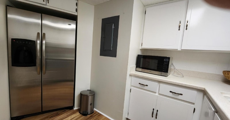 Building Photo - 3580 S Ocean Shore Blvd