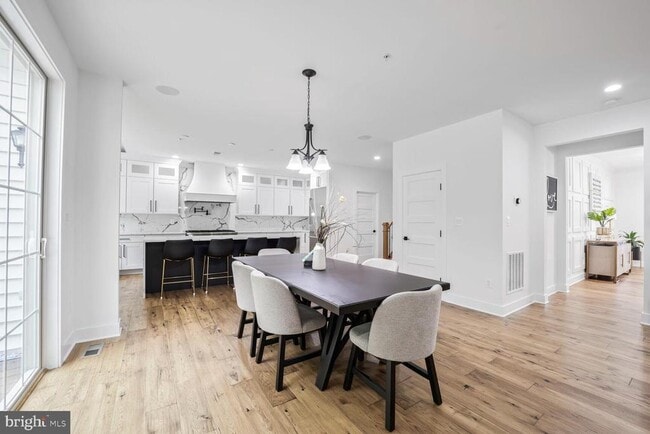 Building Photo - 4804 Bridle Ridge Rd