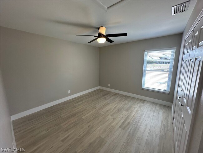 Building Photo - 9161 Seville Rd