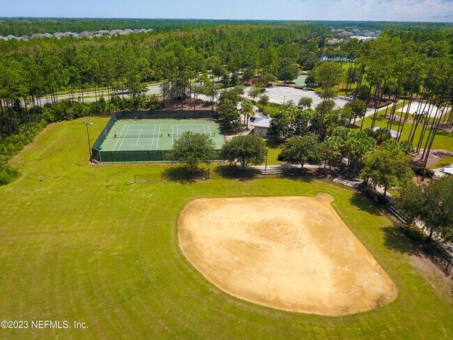 Building Photo - 136 Oyster Bay Way