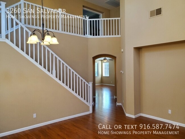 Building Photo - 3260 San Salvador St