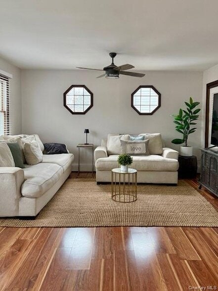 Building Photo - 9 Bayview Ct