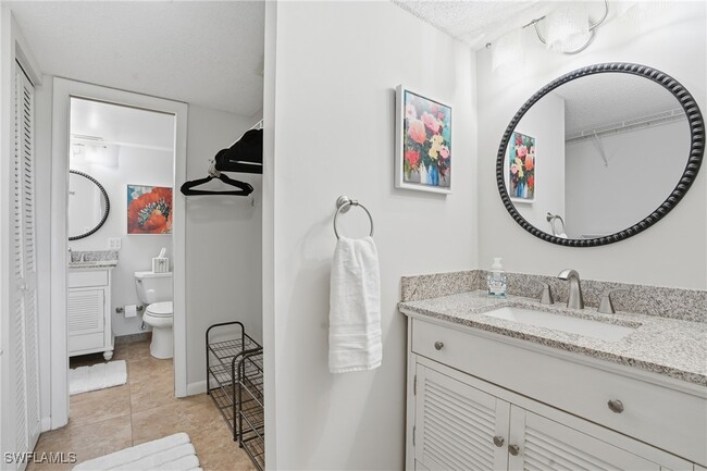 Building Photo - 5 Bluebill Ave