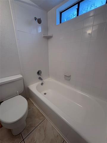 Building Photo - 4000 Rawlins St