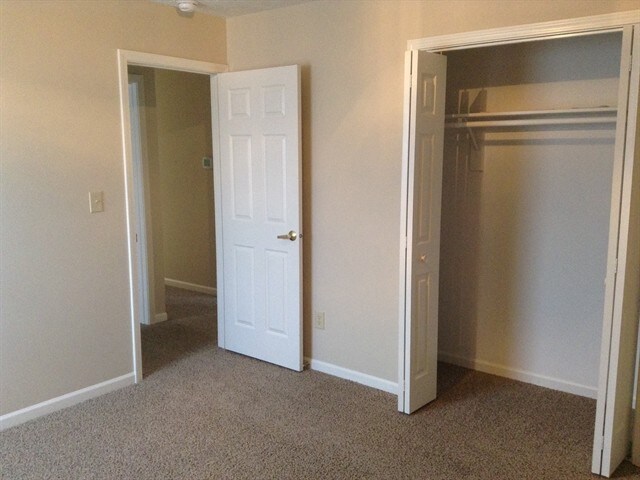 Building Photo - 489 E Quail Ridge Dr