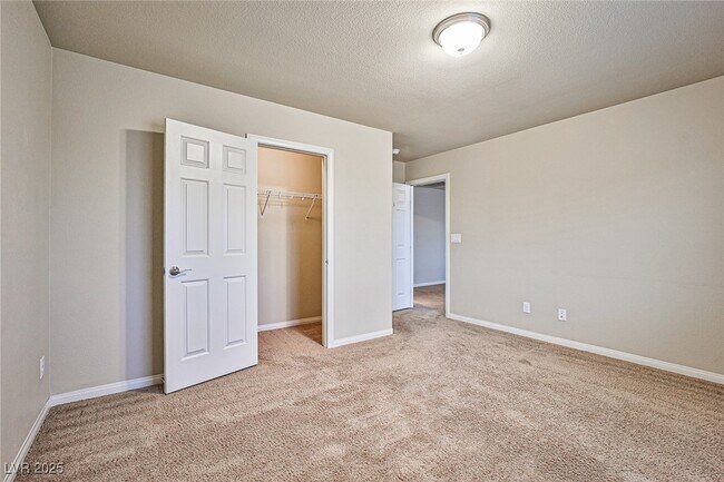 Building Photo - 7230 Summit Lake Ct