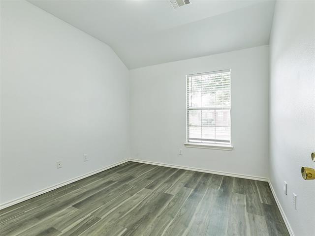 Building Photo - 4700 Brighton Dr
