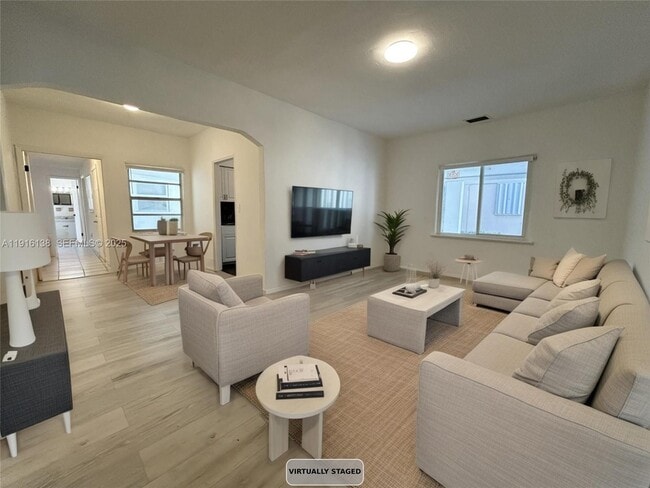 Building Photo - 48 NW 39th St