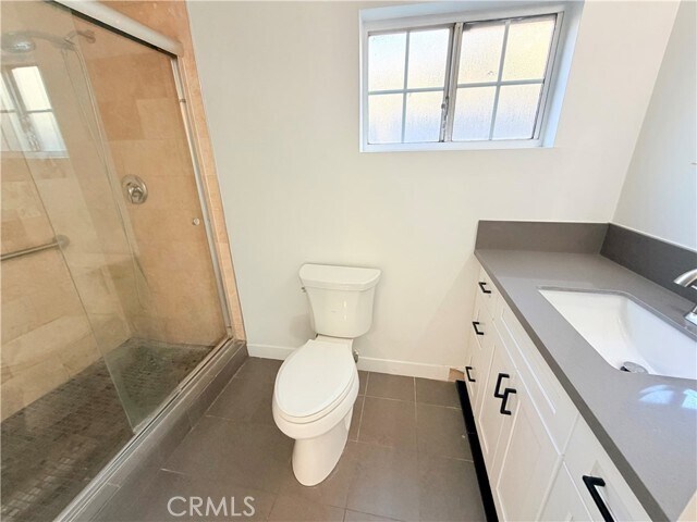 Building Photo - 15459 Three Palms St